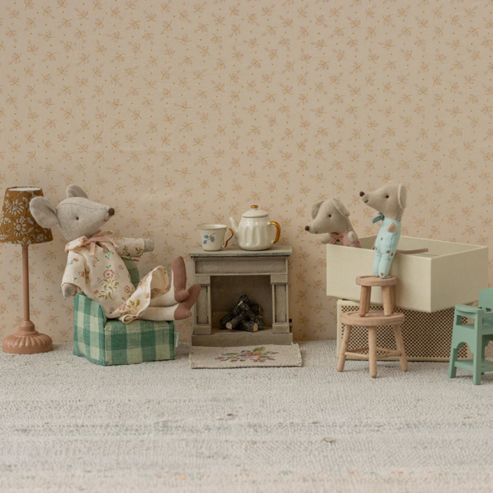 Twins, Baby mice in matchbox - Image 3