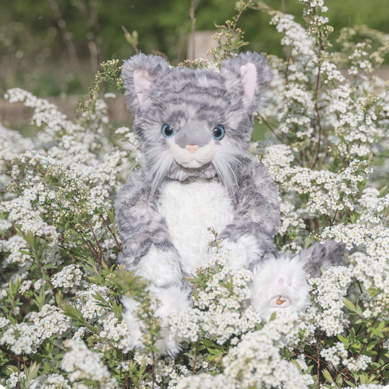 Esmeralda Cat Medium - Image 2