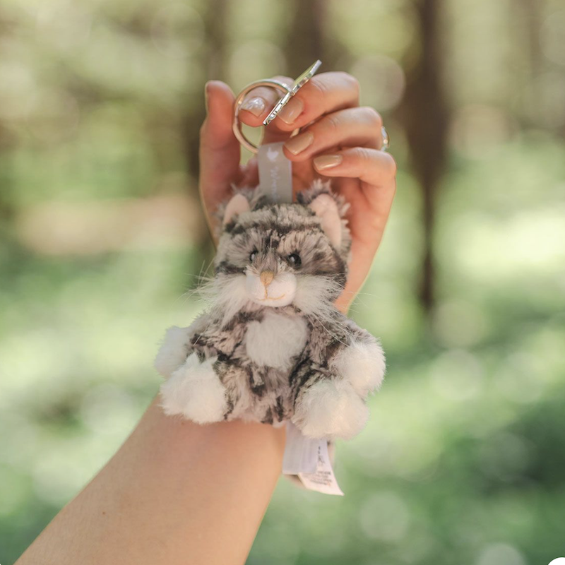 Esmeralda Cat Keyring - Image 2