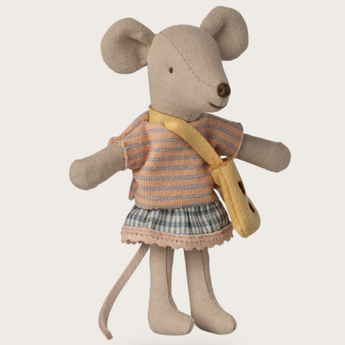 Little Sister Mouse with Bag