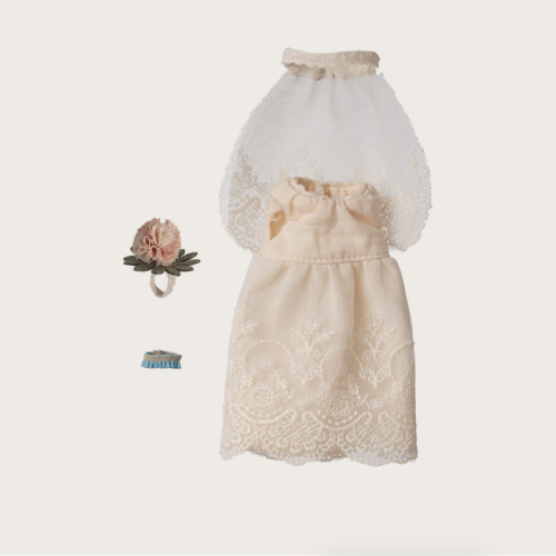 Wedding dress, Mum mouse