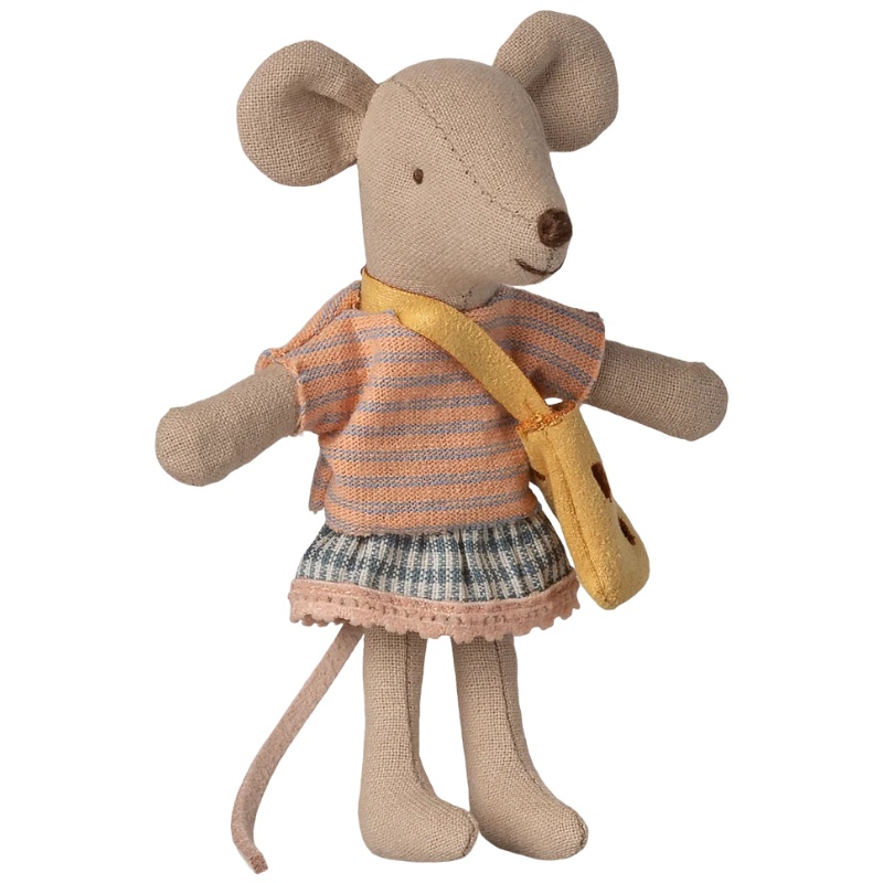 Little Sister Mouse with Bag